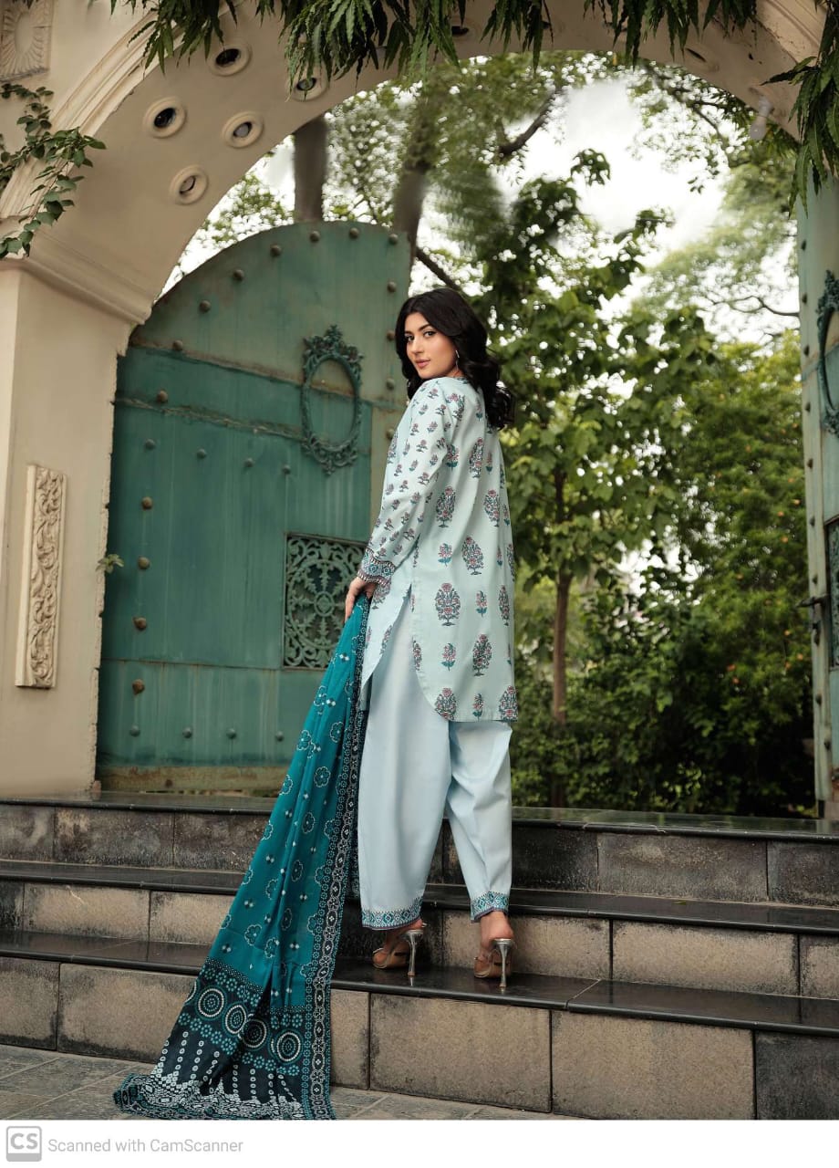 Motifz Desire Lawn 3PC - Unstitched